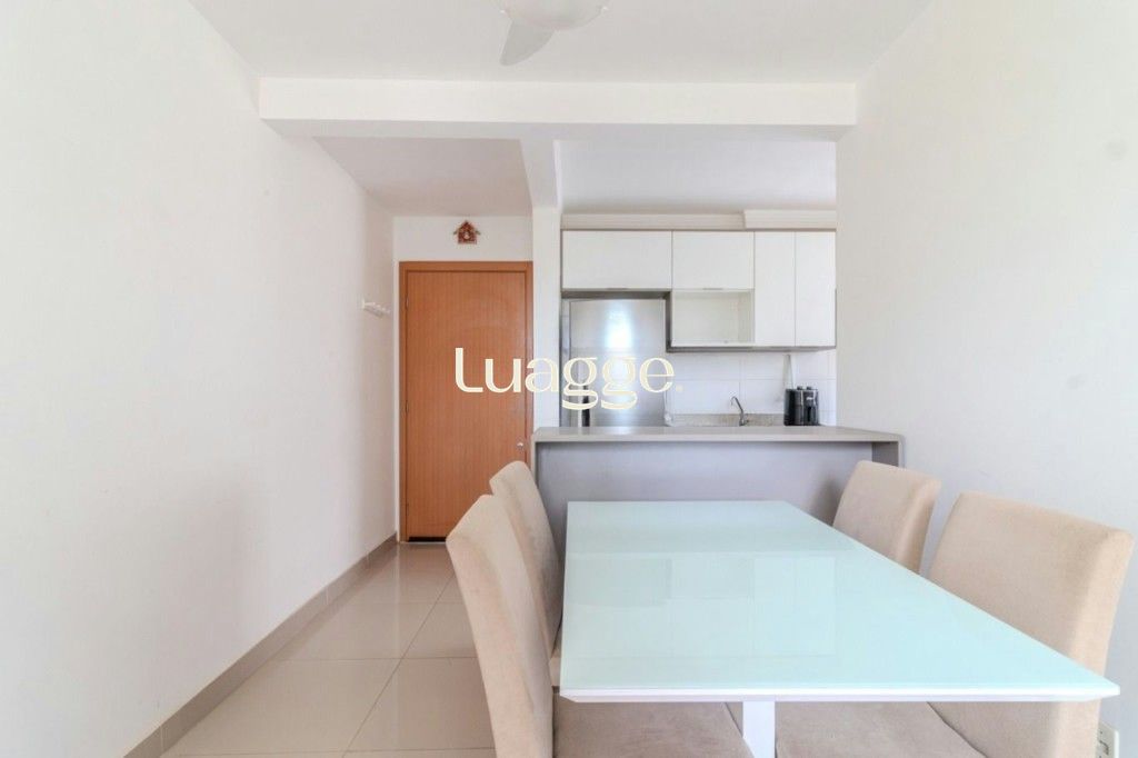 Apartamento 2 dormitórios, 1 vaga e elevador no Morro Santana.