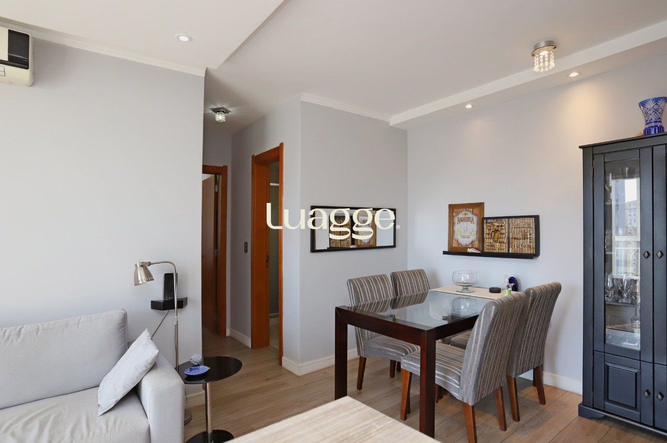 Apartamento à venda com 2 quartos, 64m² - Foto 9