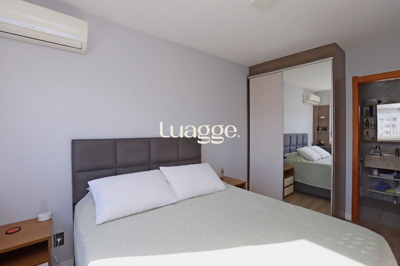 Apartamento à venda com 2 quartos, 64m² - Foto 17