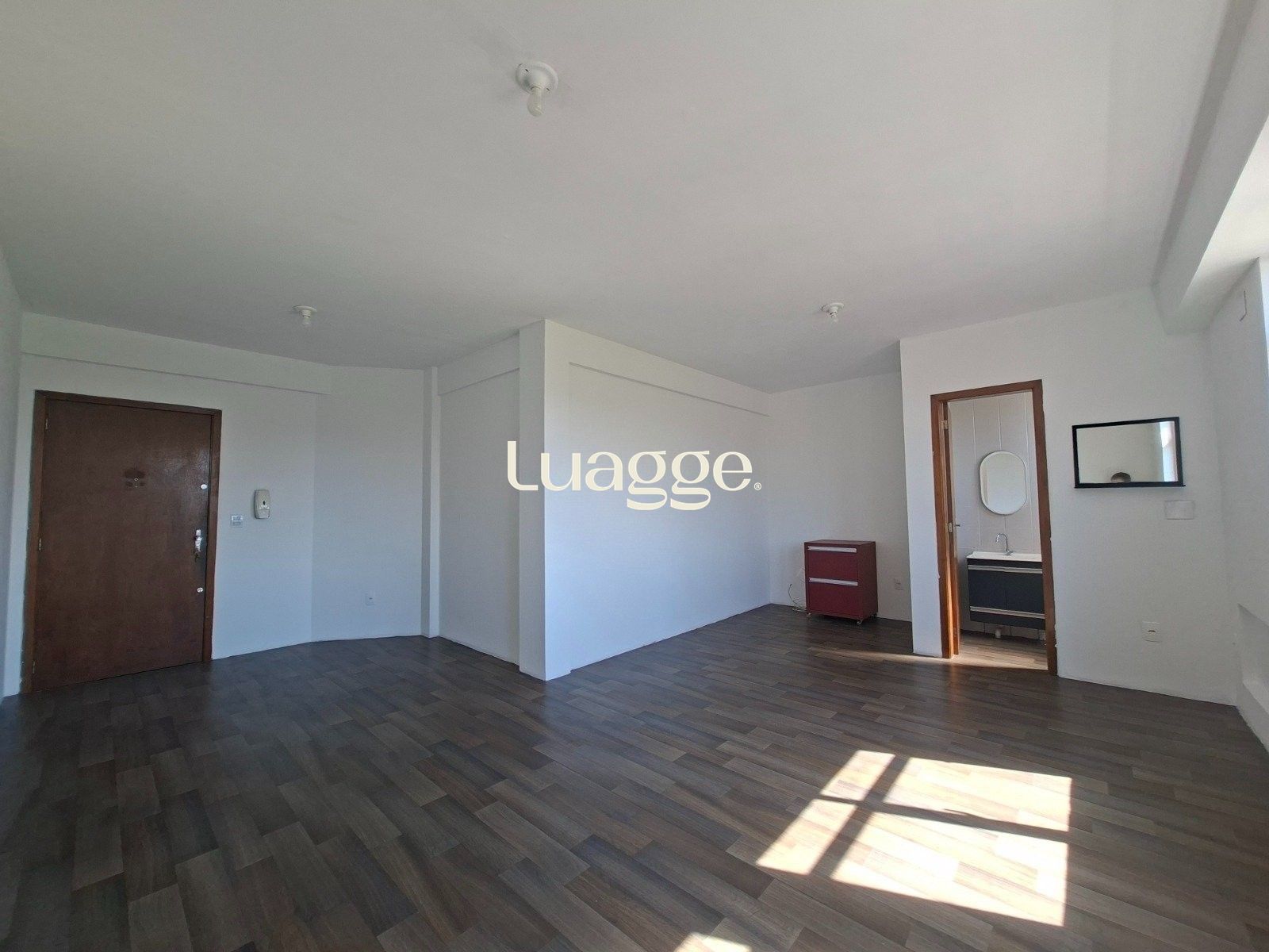Sala / Conjunto Comercial na Avenida Assis Brasil, Jardim Lindóia.