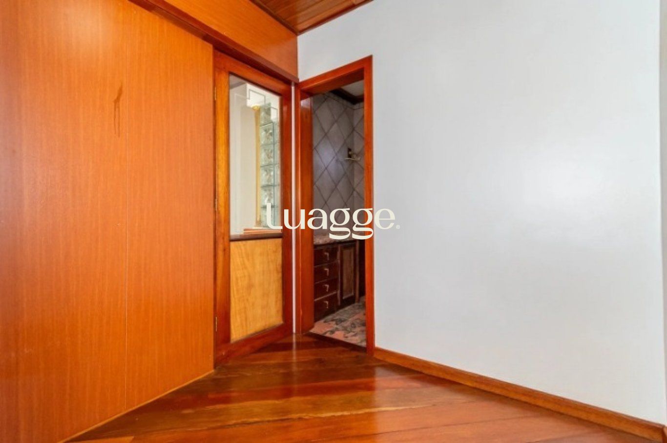 Casa à venda com 3 quartos, 236m² - Foto 7