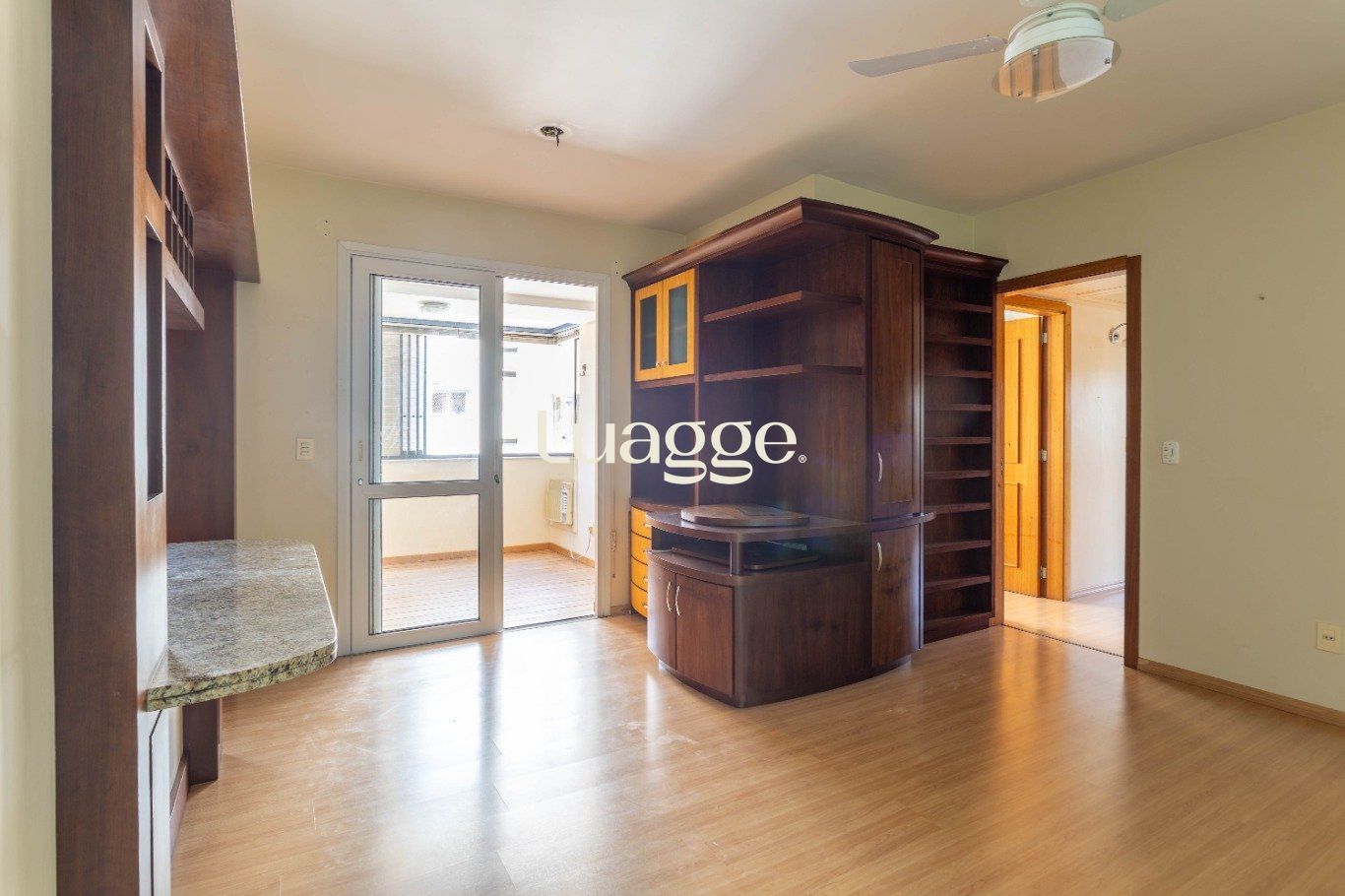 Apartamento à venda com 3 quartos, 87m² - Foto 6