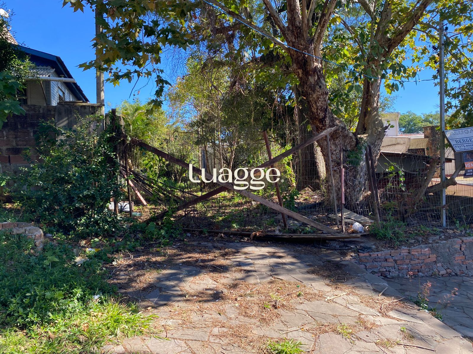 Terreno Residencial à Venda em Porto Alegre**