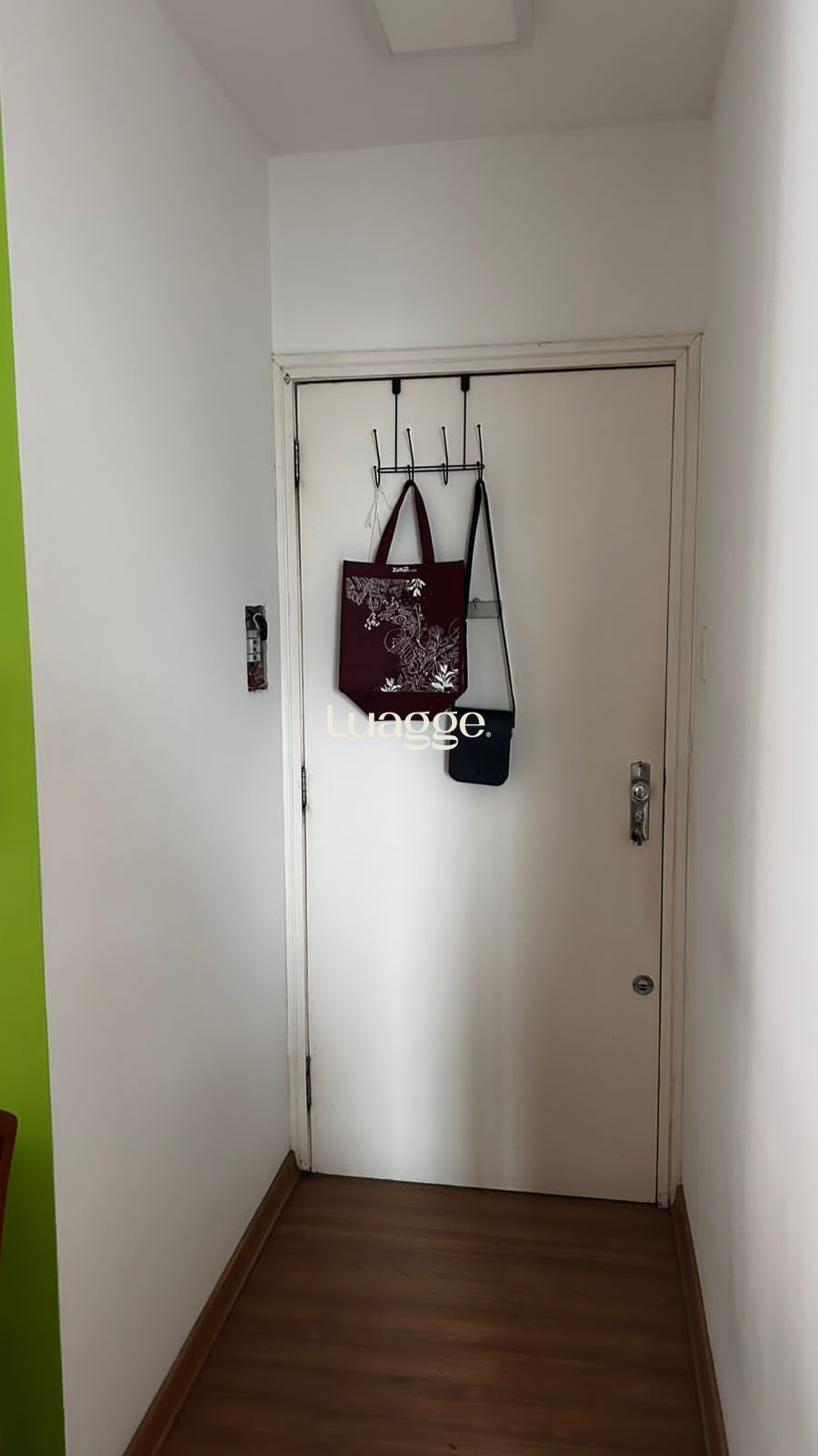 Apartamento à venda com 1 quarto, 43m² - Foto 2