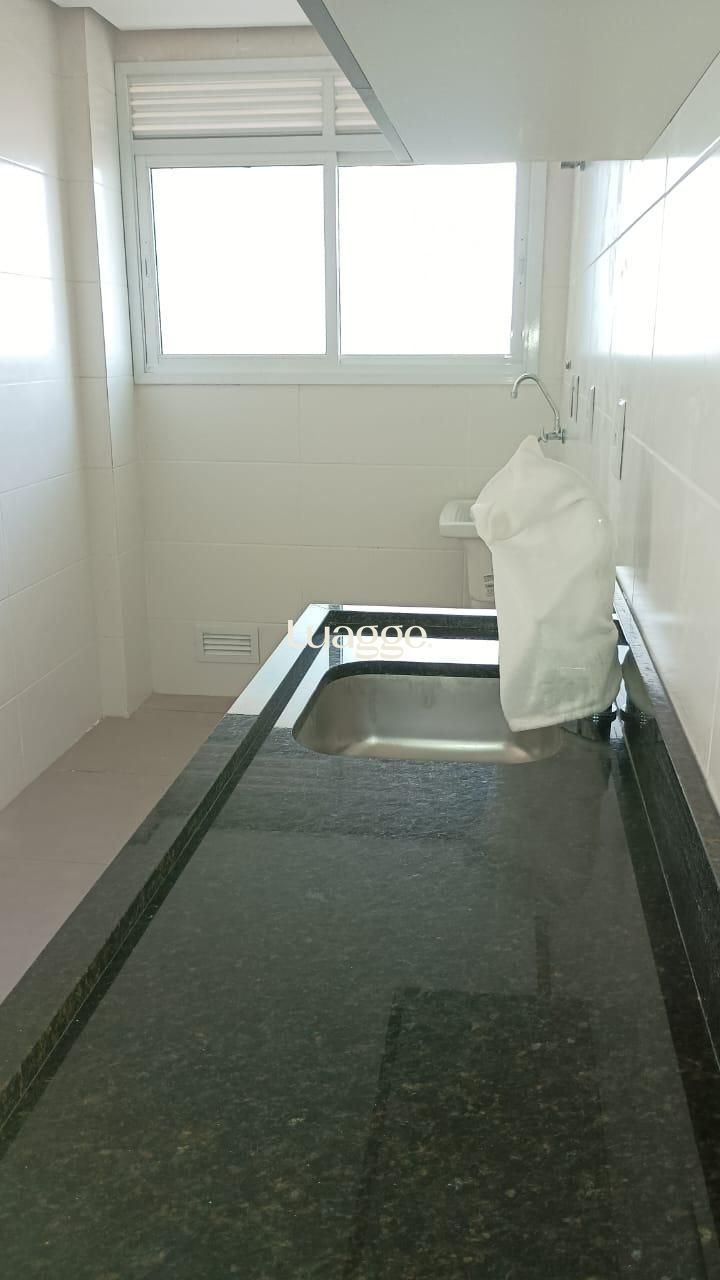 Apartamento à venda com 2 quartos, 92m² - Foto 7