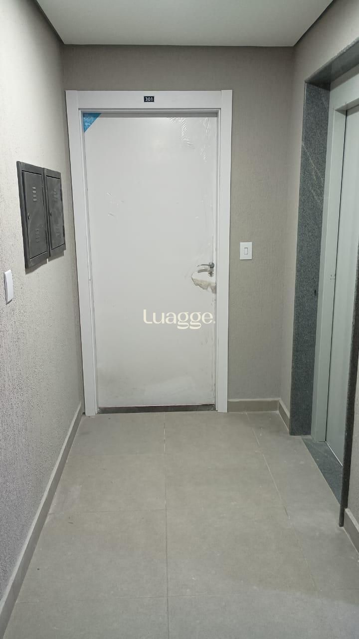 Apartamento à venda com 2 quartos, 92m² - Foto 2
