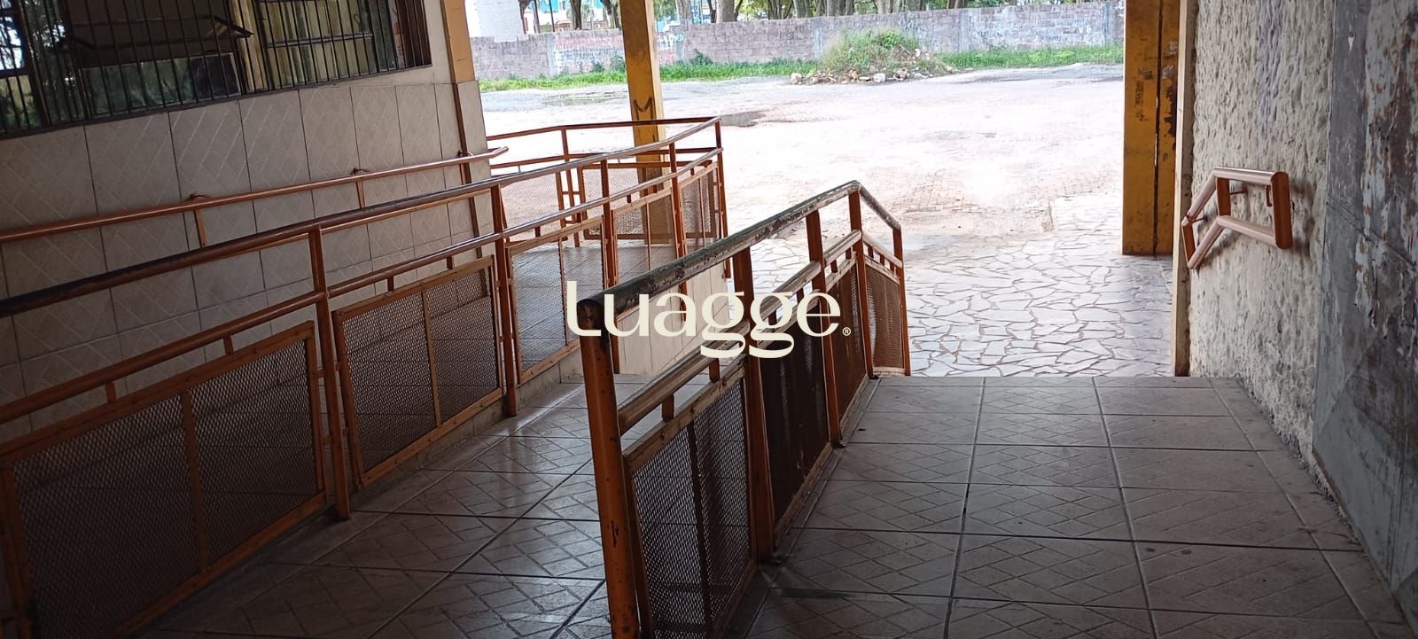 Prédio Inteiro à venda com 11 quartos, 2m² - Foto 9