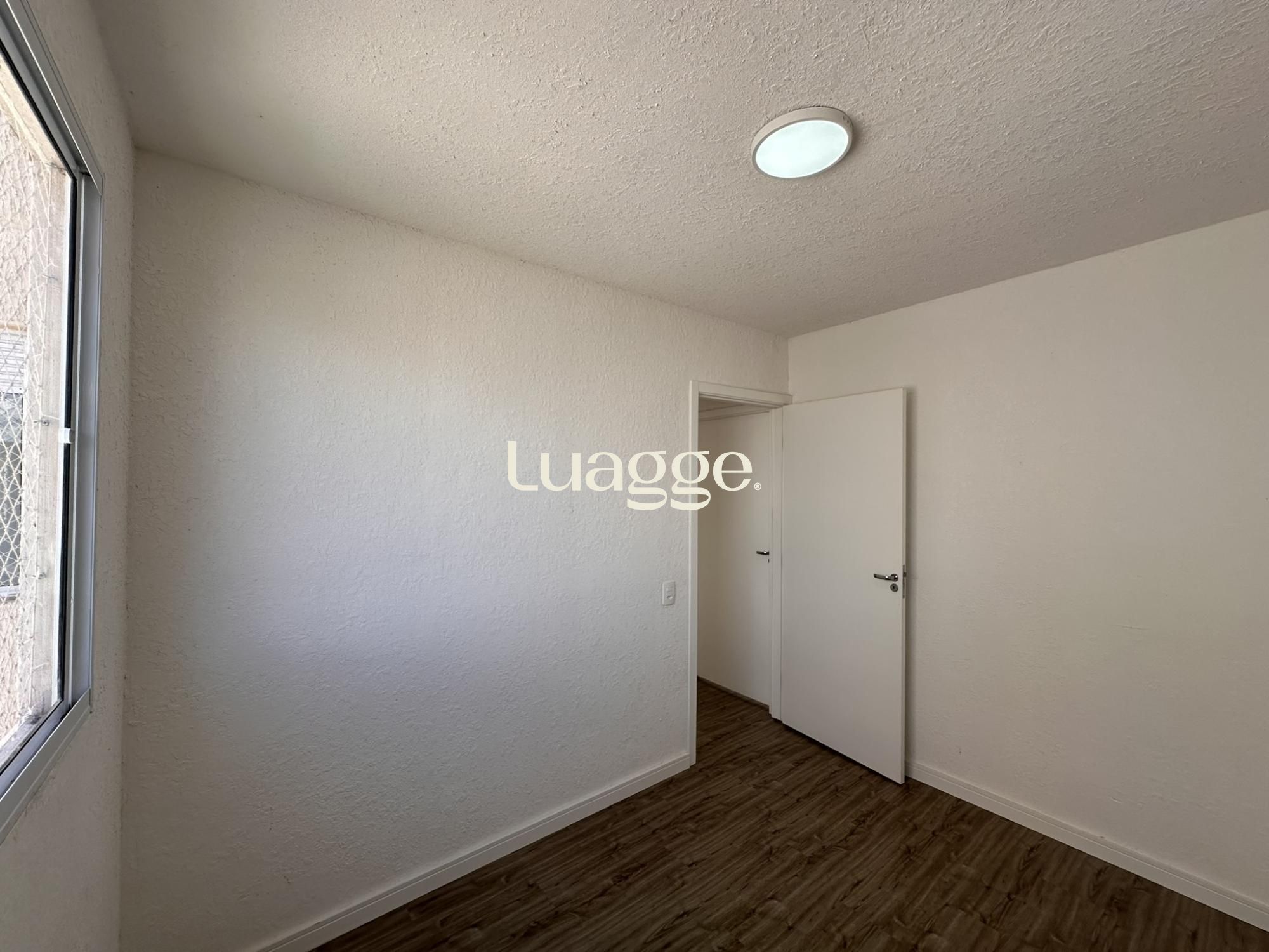 Apartamento à venda com 2 quartos, 40m² - Foto 9