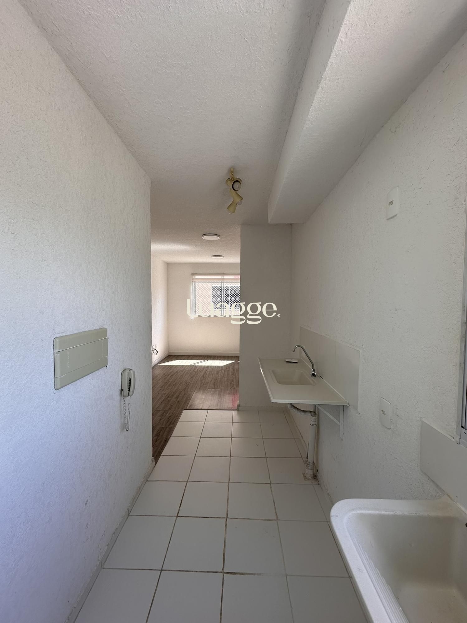 Apartamento à venda com 2 quartos, 40m² - Foto 16