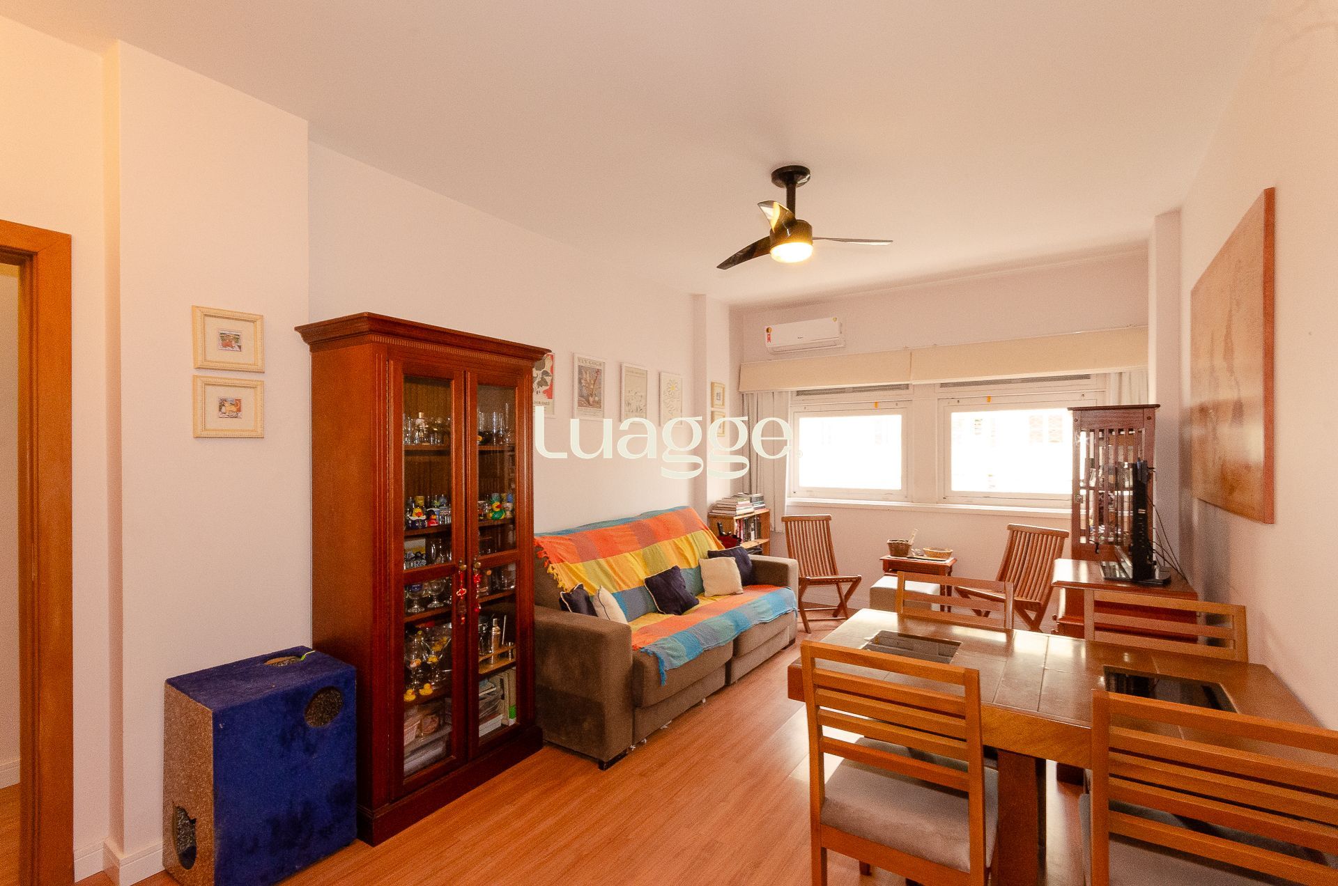 Edifício Everest - Apartamento a venda com 2 dormitórios no Centro Histórico.