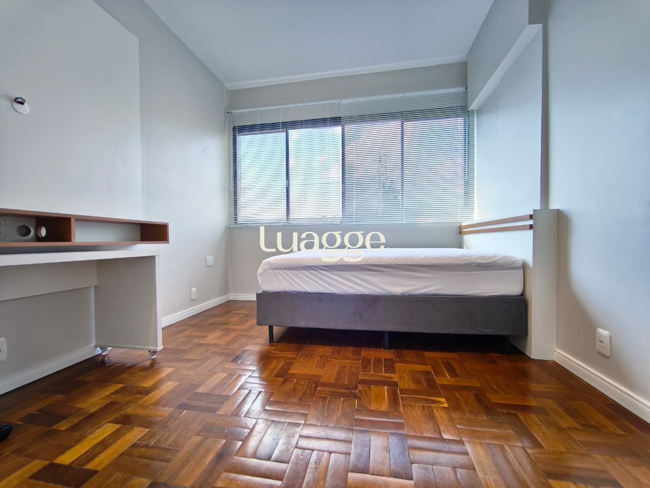 Edifício Costa Faria - Apartamento JK a venda no Centro Histórico.