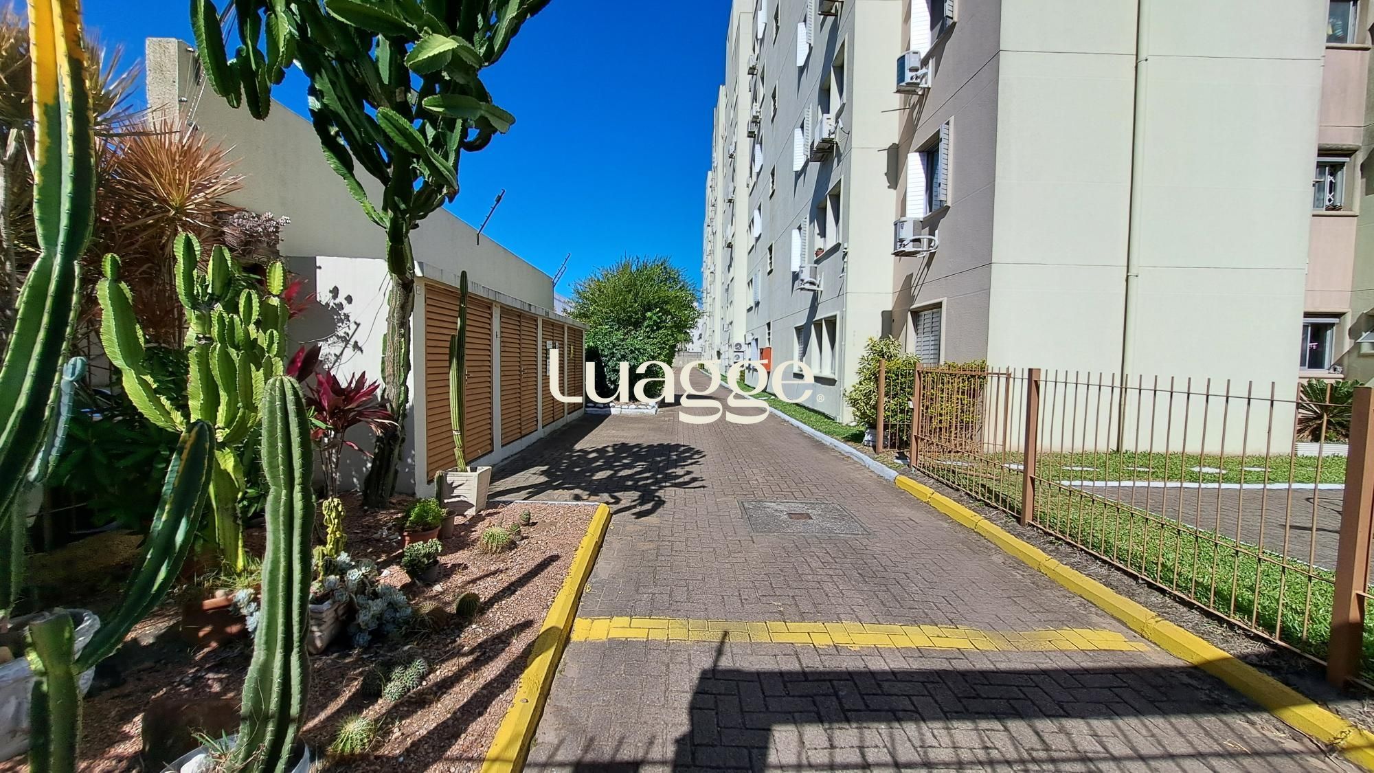 Apartamento à venda com 2 quartos, 45m² - Foto 3