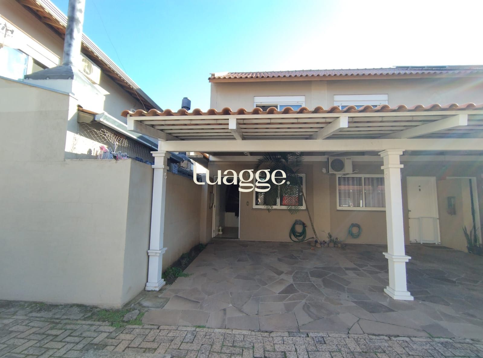 Sobrado à venda com 2 quartos, 66m² - Foto 1