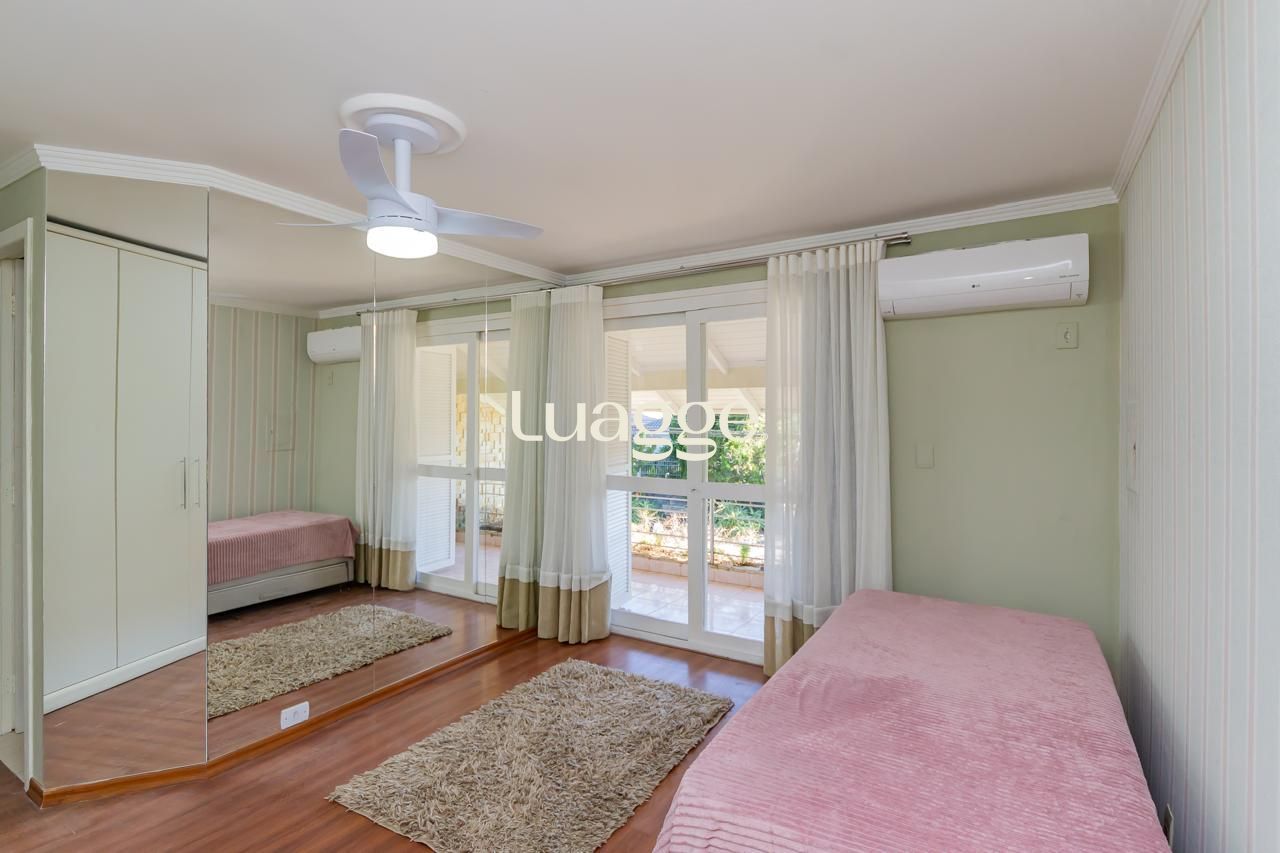 Sobrado à venda com 4 quartos, 274m² - Foto 3
