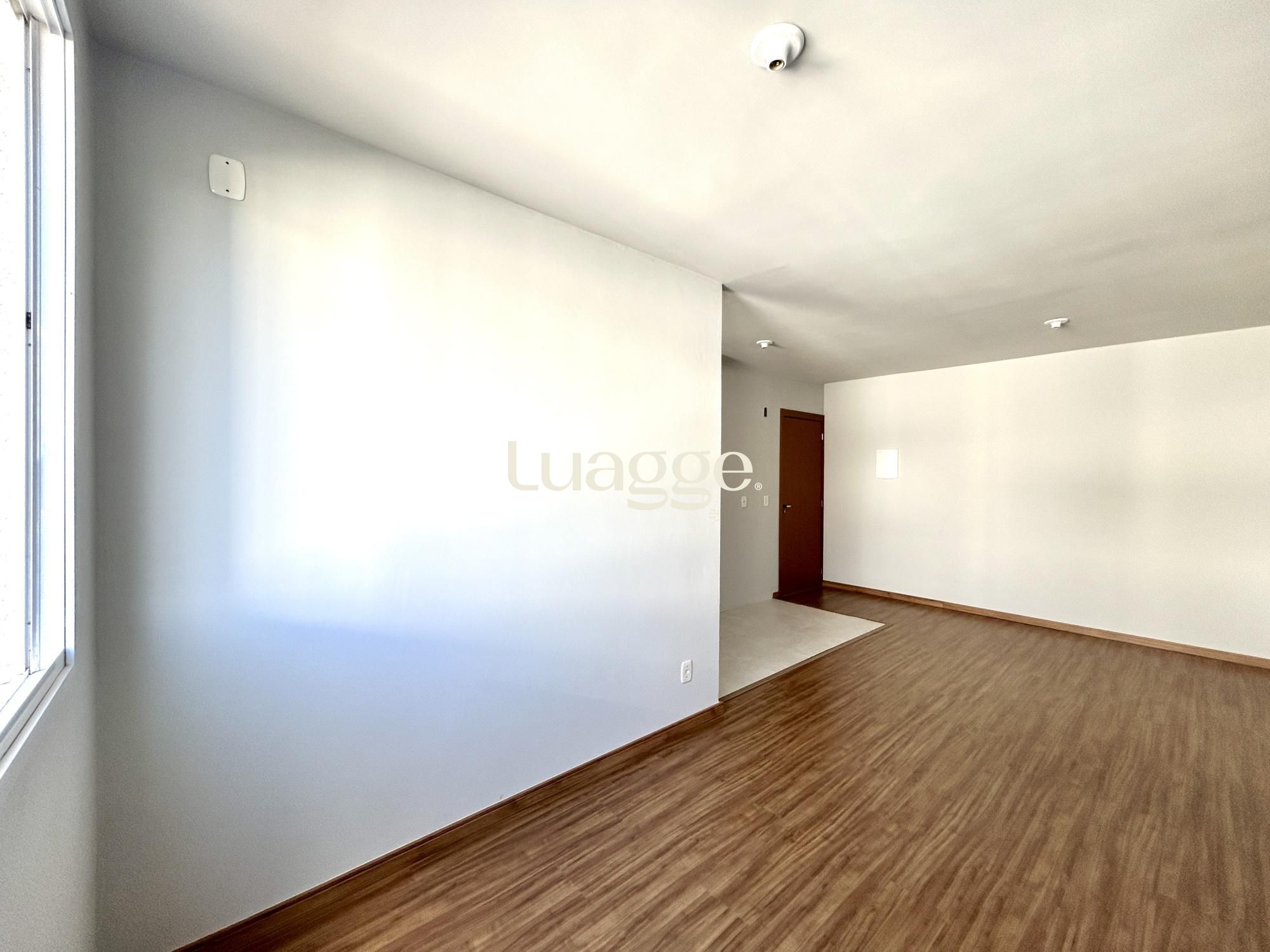 Apartamento à venda com 2 quartos, 43m² - Foto 1