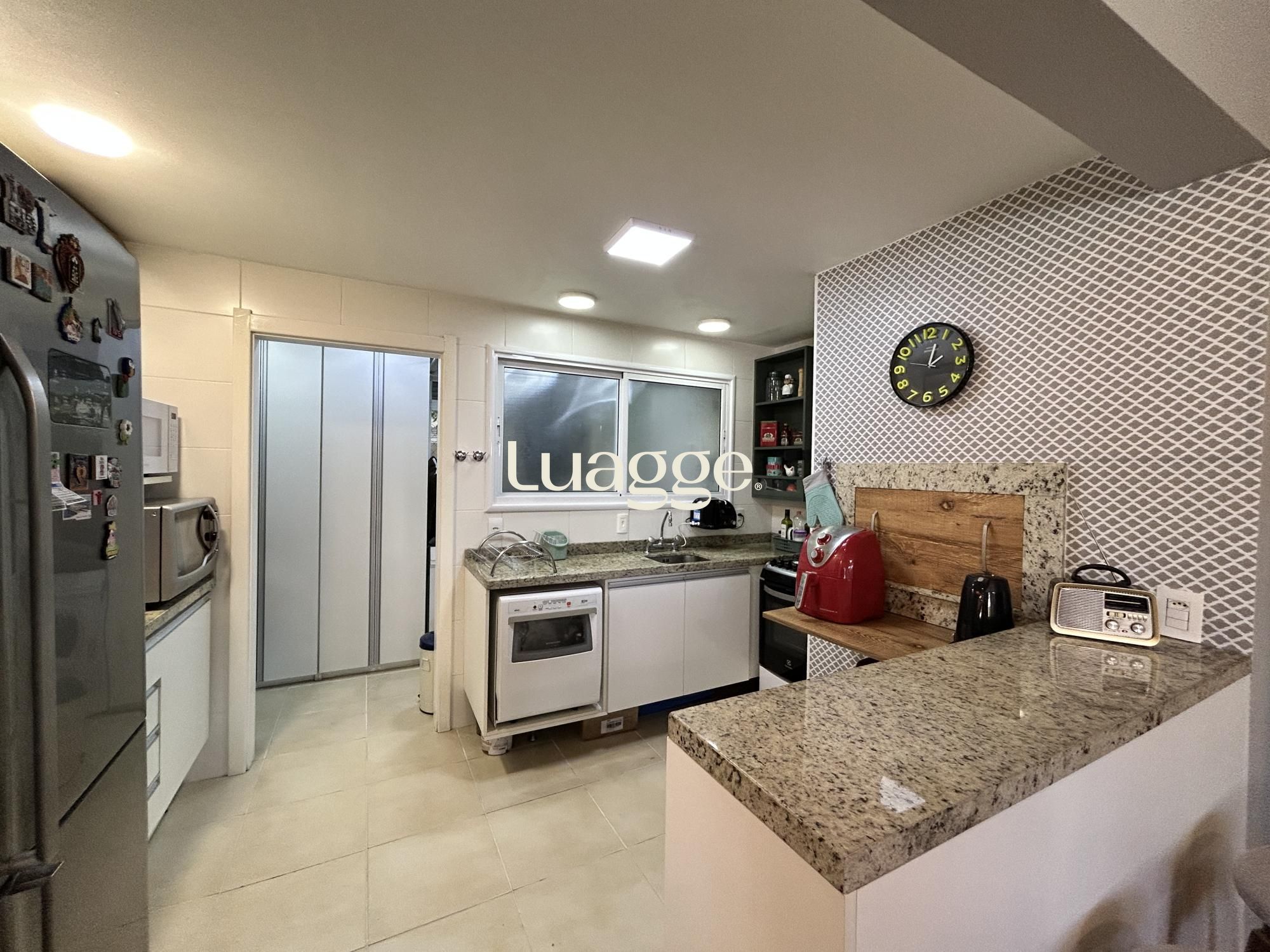 Apartamento à venda com 3 quartos, 115m² - Foto 6