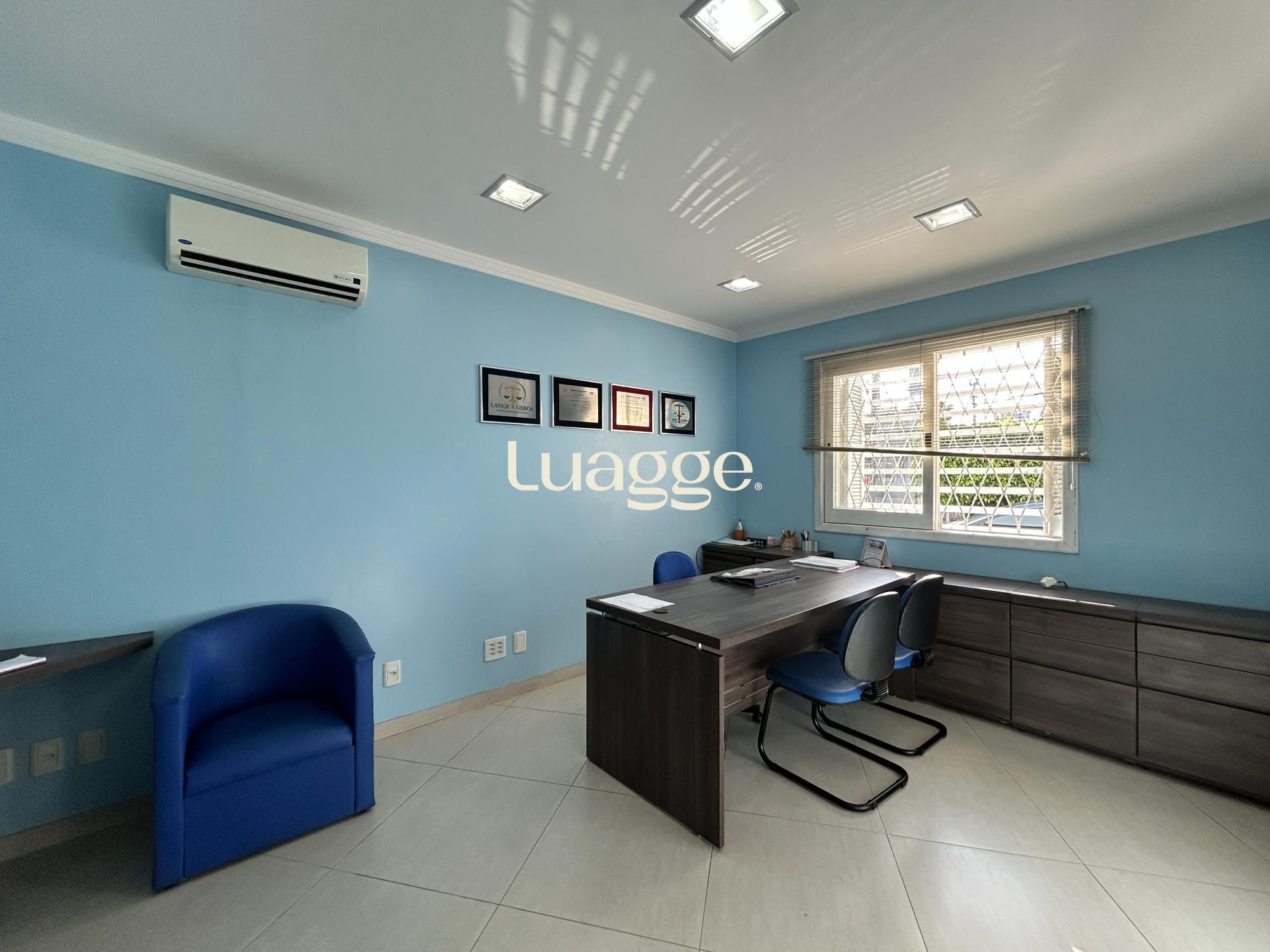 Loja-Salão à venda com 4 quartos, 235m² - Foto 2