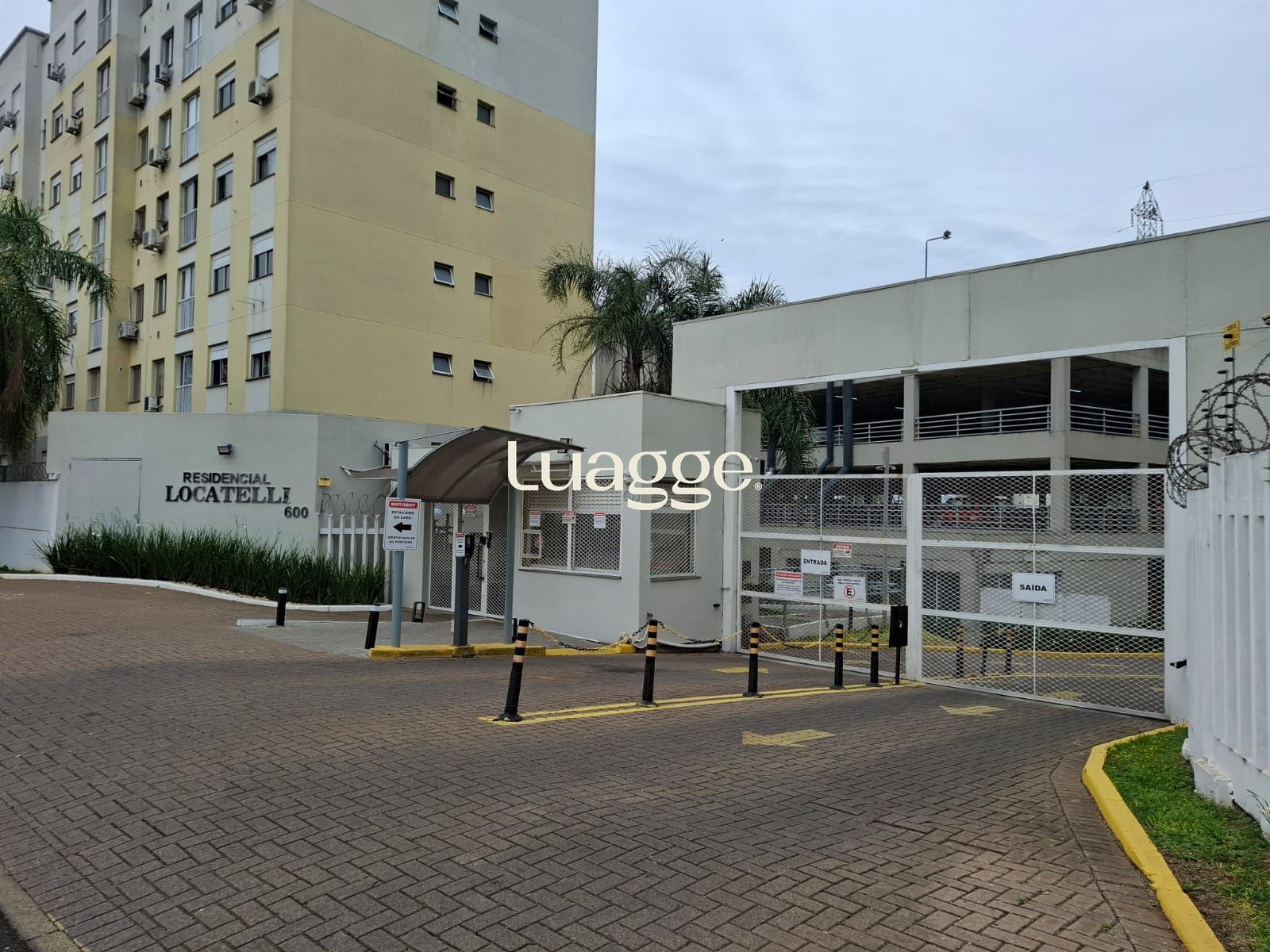 Apto 2 dorm., sala , cozinha, banheiro, infra completa com piscina e elevador. Aceita Compra Assistida. Cachoeirinha.