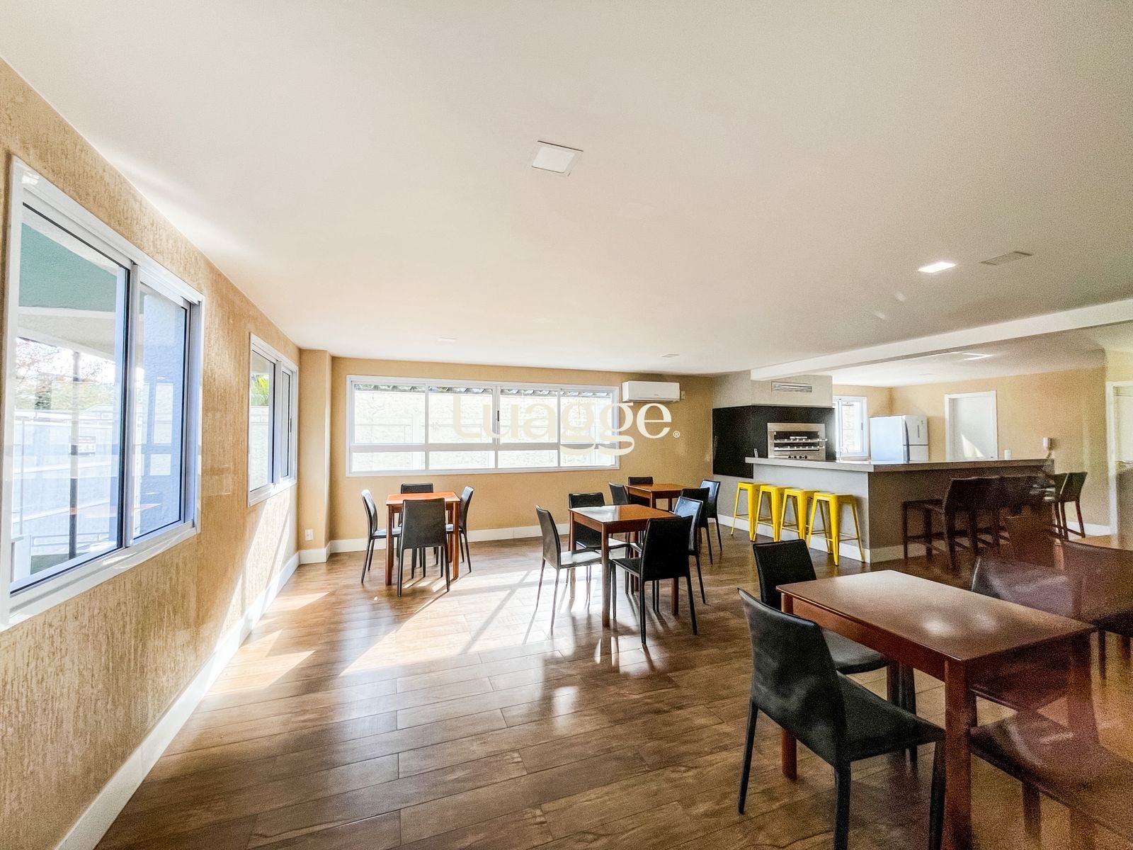 Apartamento à venda com 2 quartos, 65m² - Foto 15