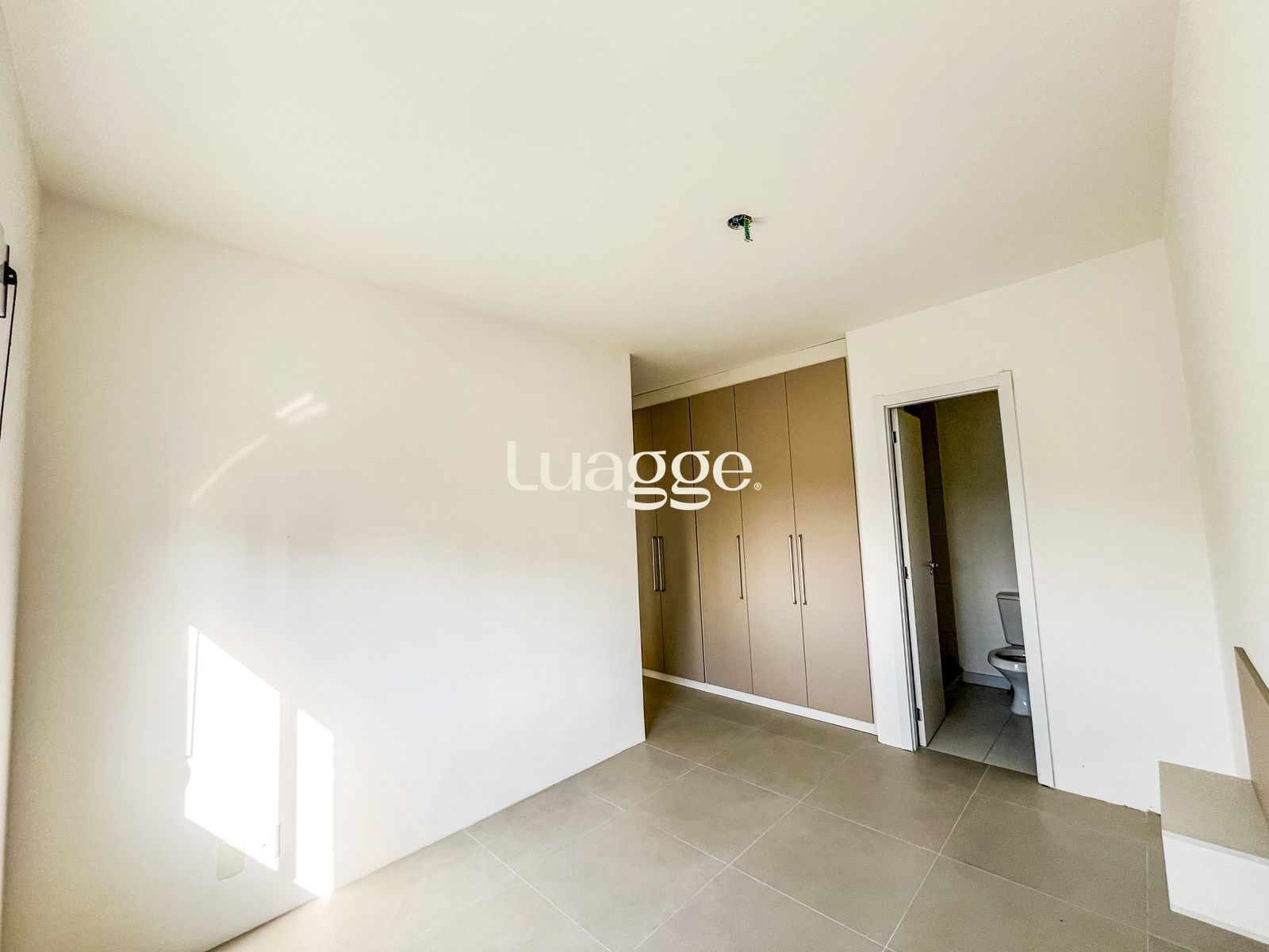 Apartamento à venda com 2 quartos, 65m² - Foto 12