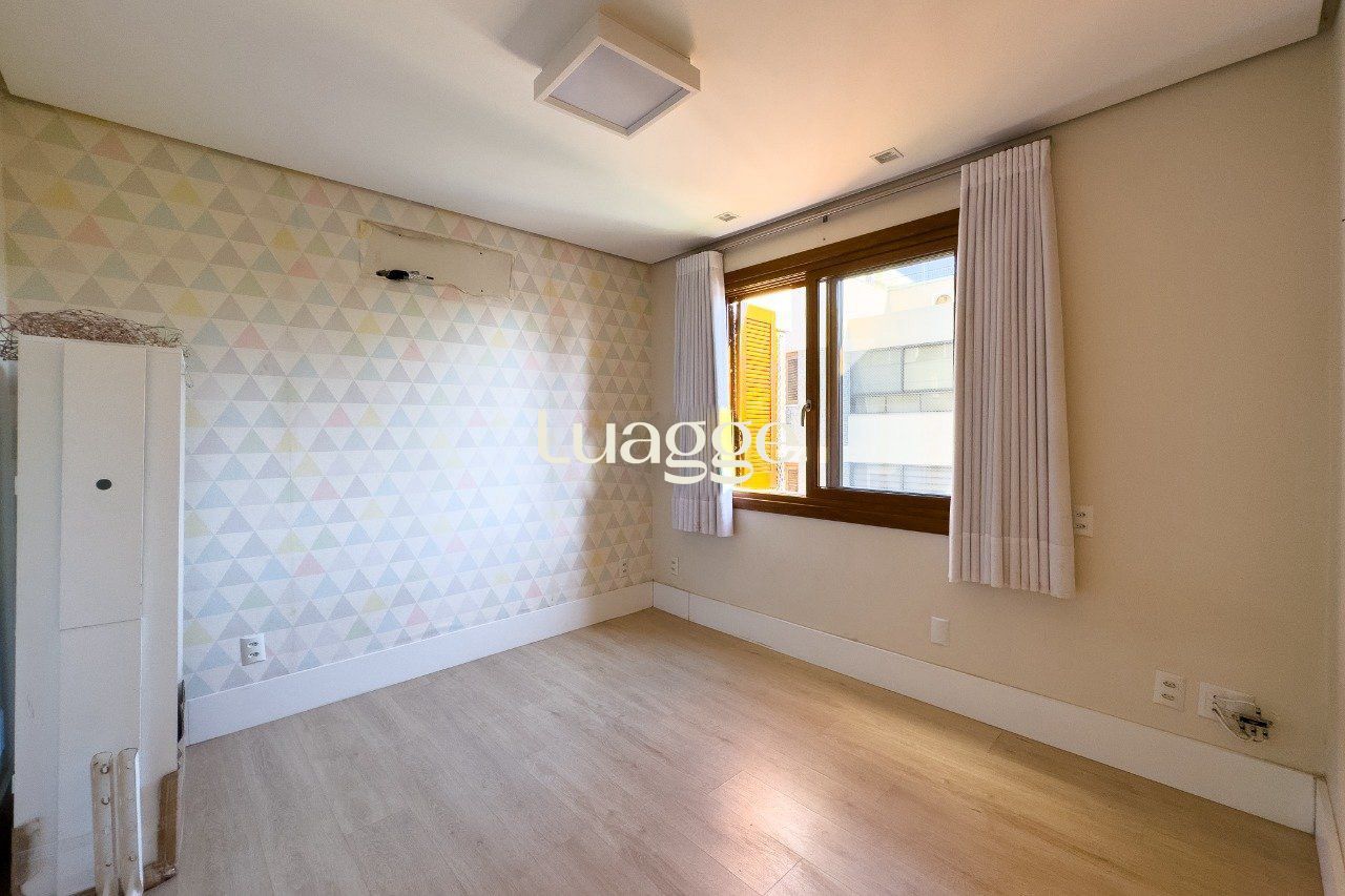 Cobertura à venda com 3 quartos, 230m² - Foto 24
