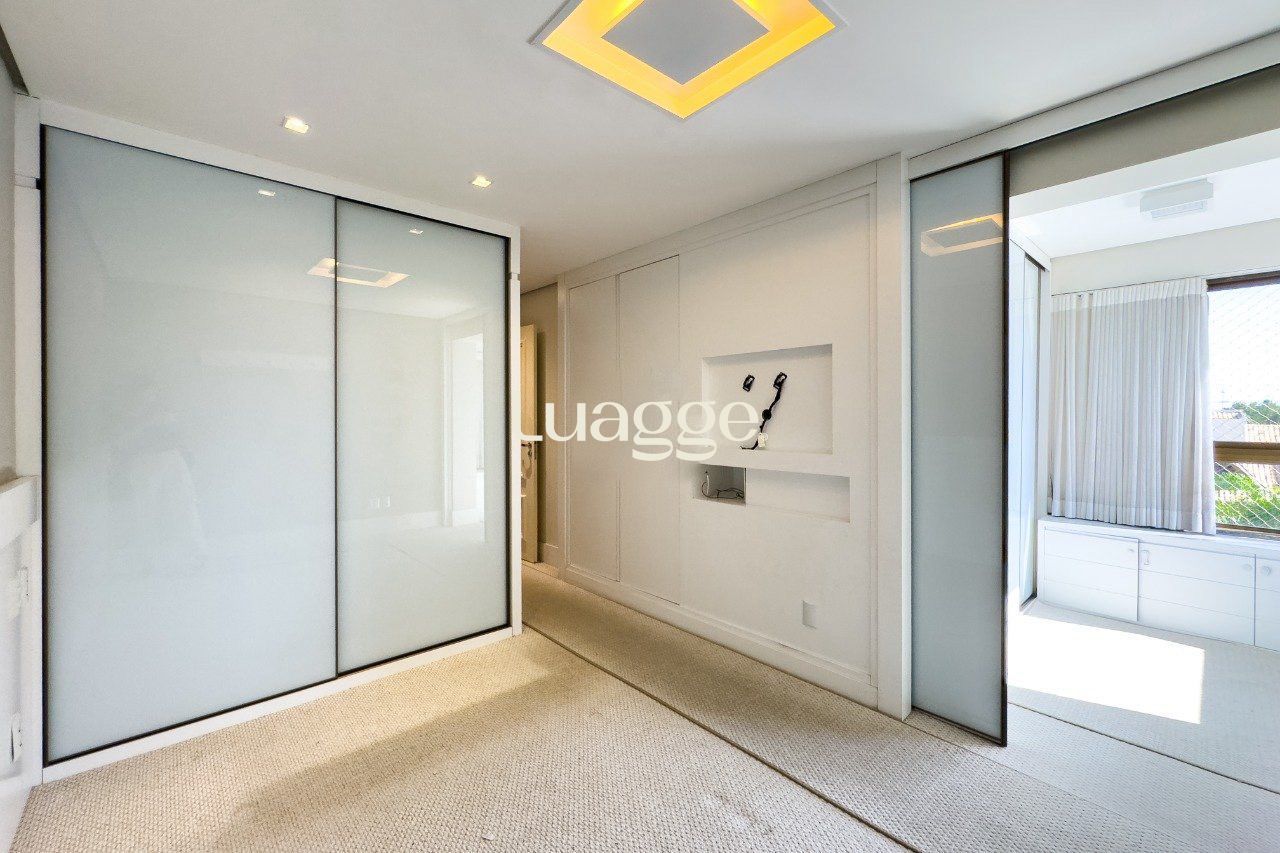 Cobertura à venda com 3 quartos, 230m² - Foto 12