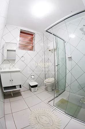 Casa à venda com 16 quartos, 270m² - Foto 10