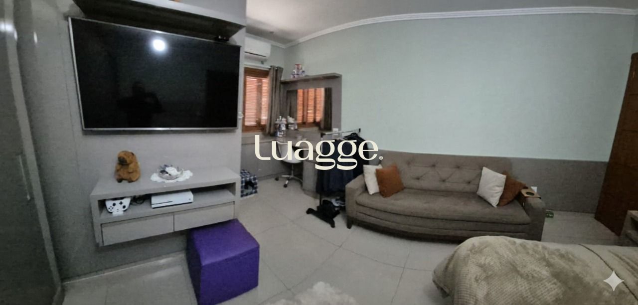 Casa à venda com 5 quartos, 149m² - Foto 5
