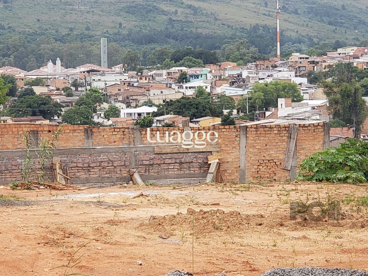 Terreno à venda, 672m² - Foto 1