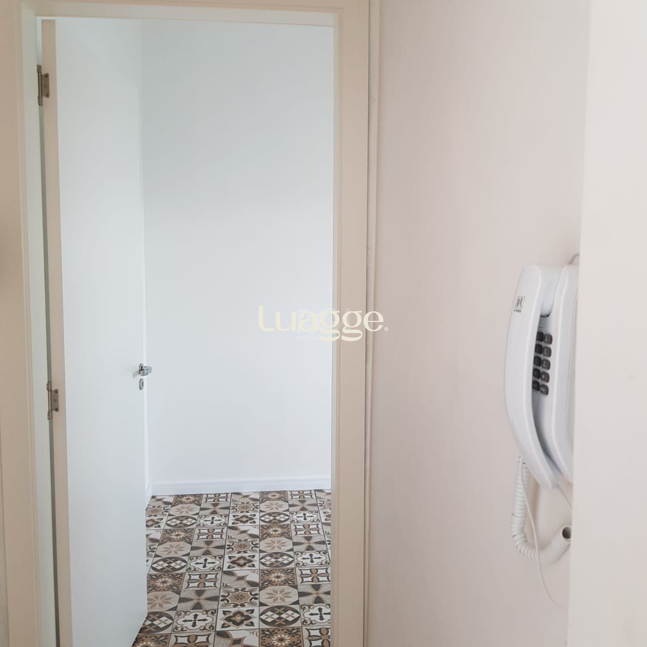 Apartamento à venda com 2 quartos, 62m² - Foto 9