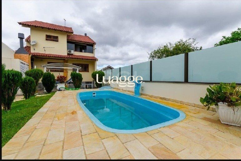Casa à venda com 3 quartos, 265m² - Foto 2