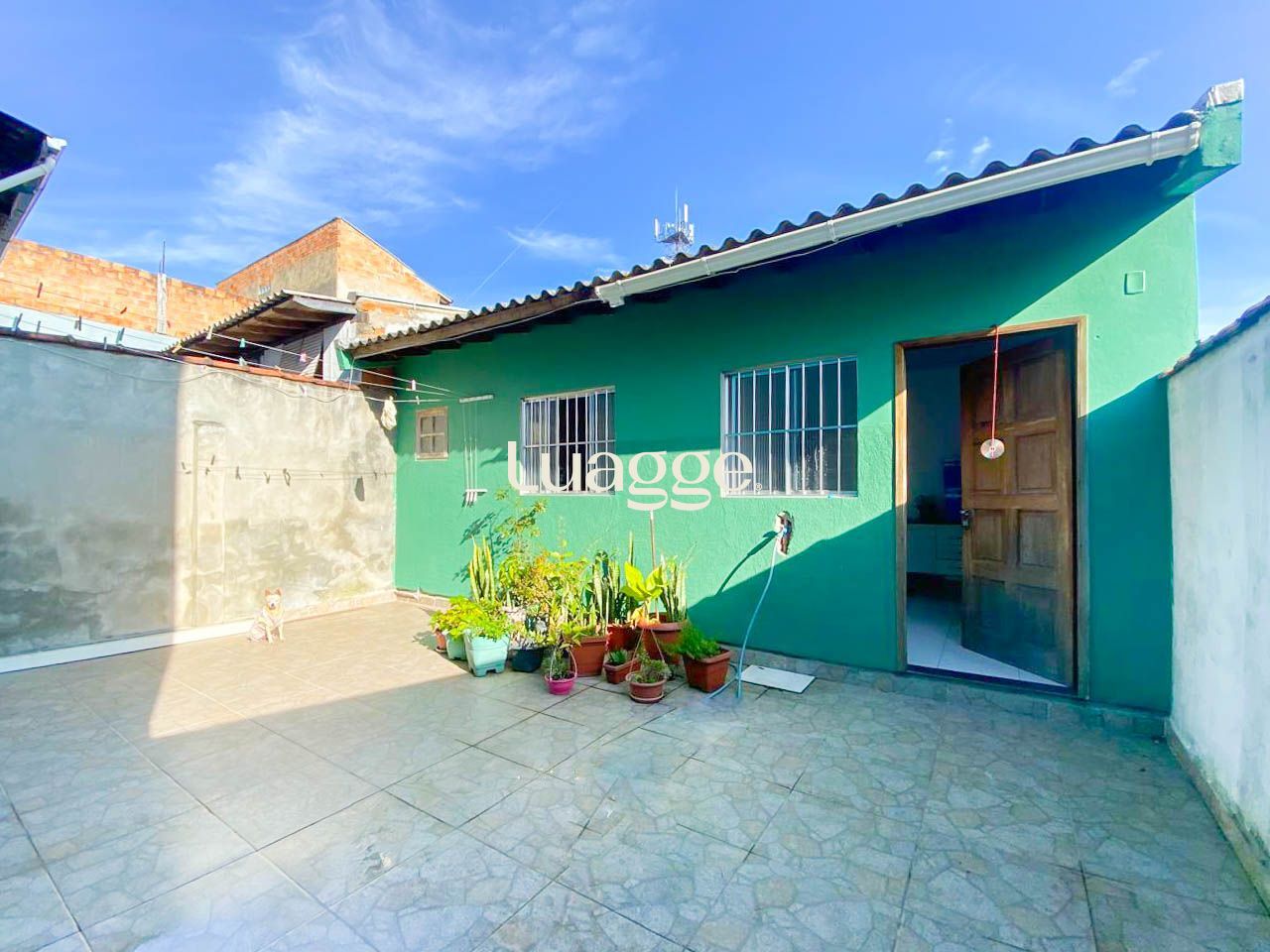 Casa à venda com 3 quartos, 198m² - Foto 3