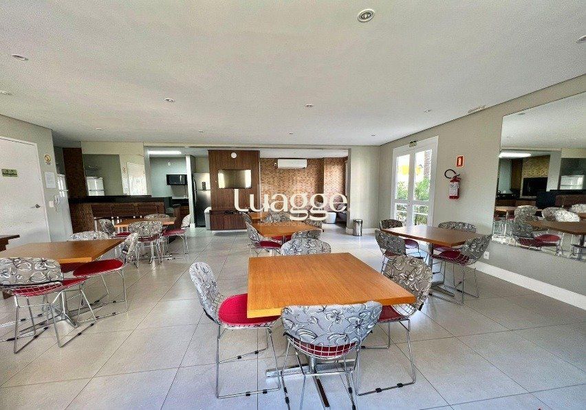 Apartamento à venda com 2 quartos, 50m² - Foto 4