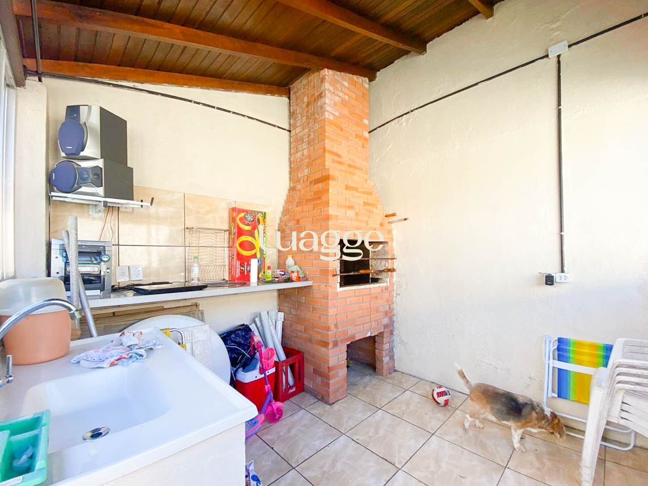 Casa à venda com 3 quartos, 219m² - Foto 7