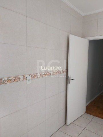 Apartamento à venda com 2 quartos, 75m² - Foto 3
