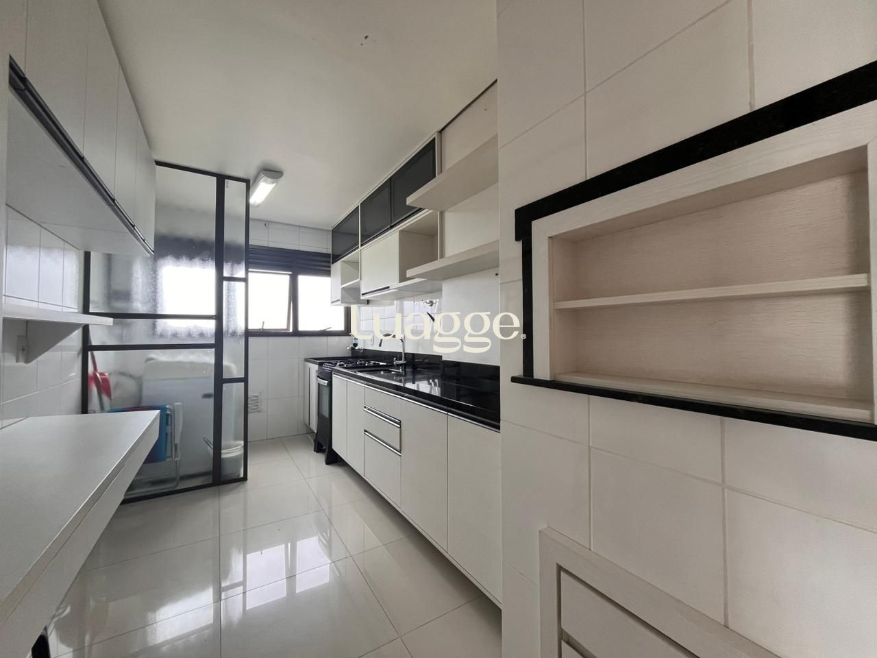 Apartamento à venda com 2 quartos, 88m² - Foto 4
