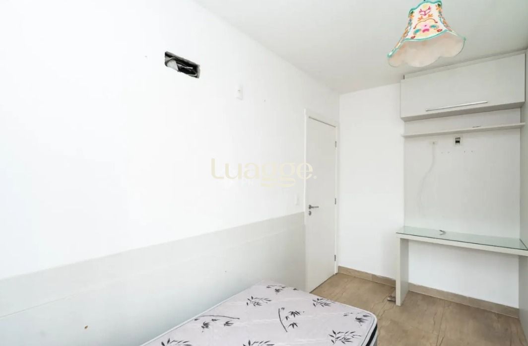 Apartamento à venda com 2 quartos, 80m² - Foto 7