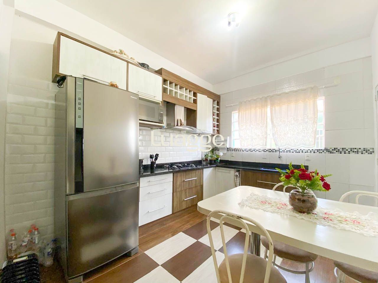 Casa à venda com 3 quartos, 198m² - Foto 10