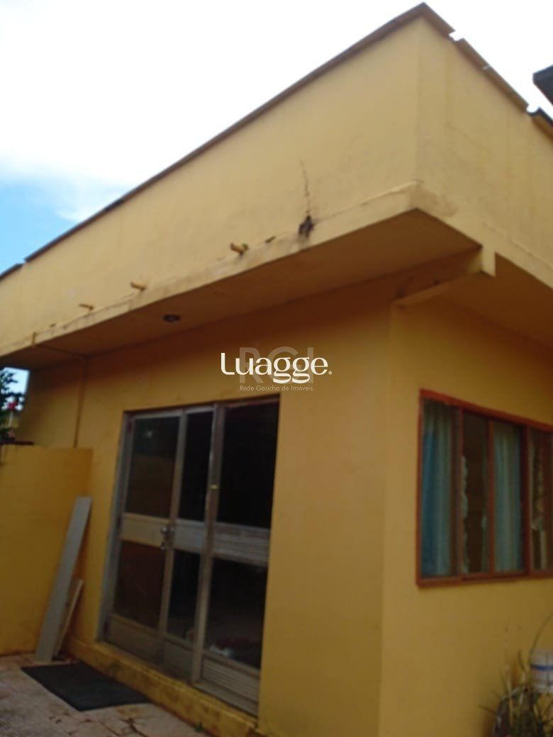 Casa à venda com 3 quartos, 221m² - Foto 4