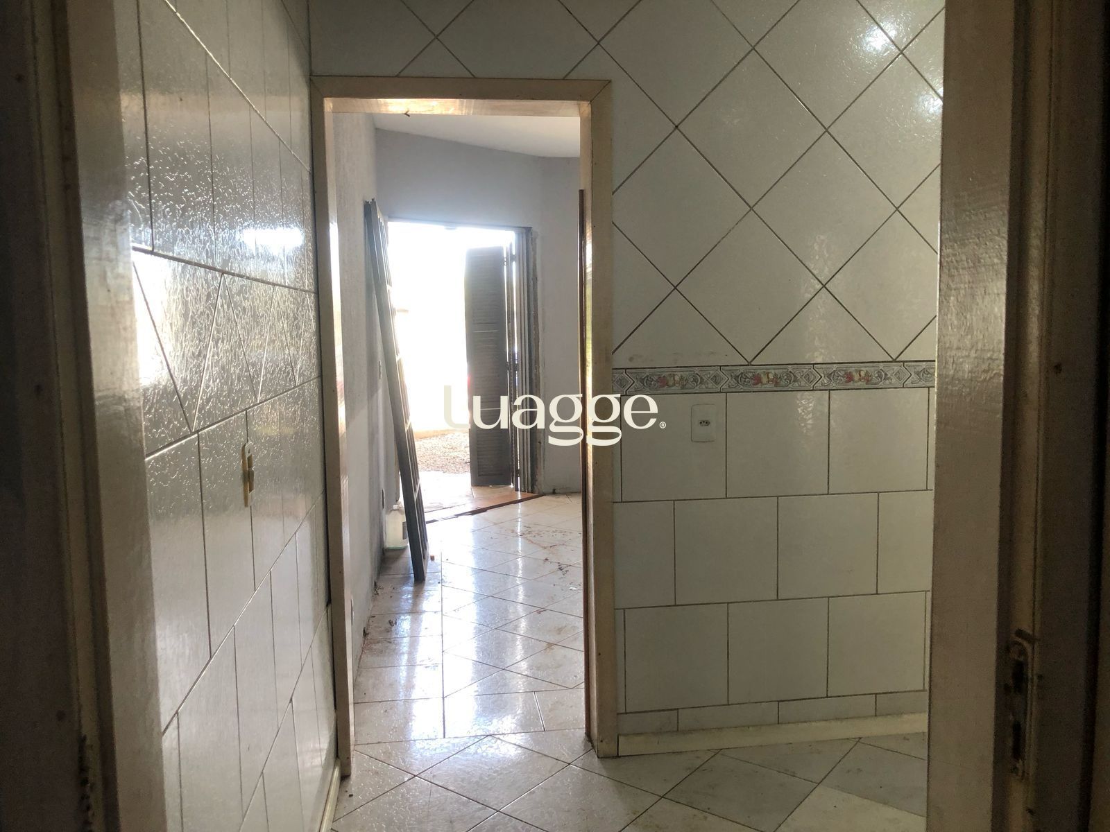 Casa à venda com 2 quartos, 72m² - Foto 3