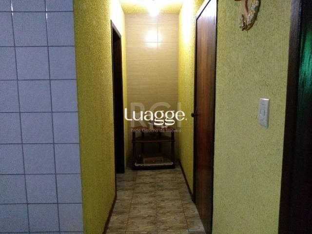 Casa à venda com 4 quartos, 299m² - Foto 2