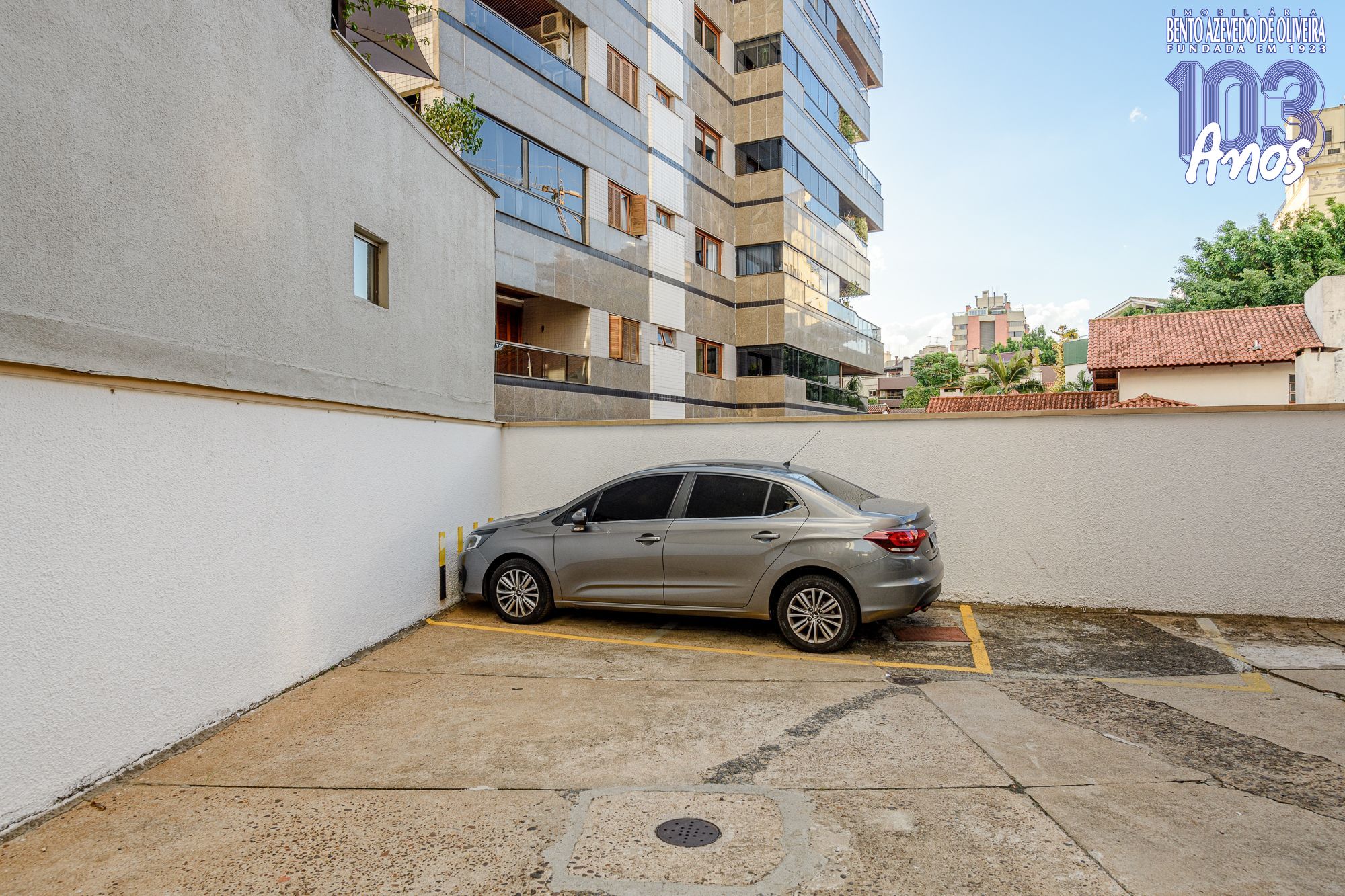 Box de estacionamento 2