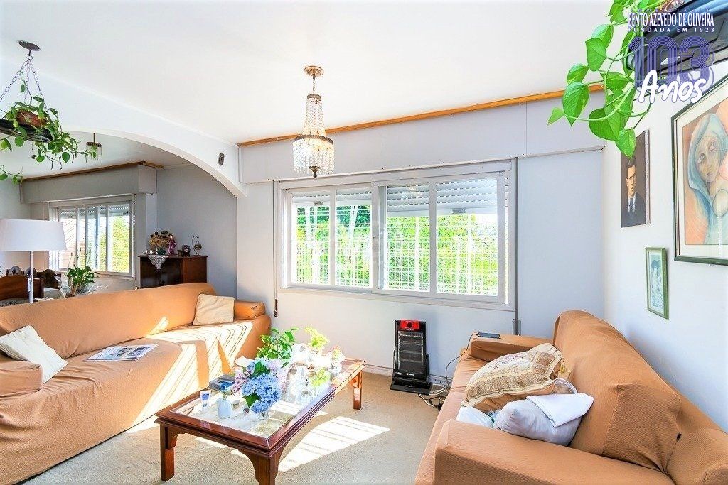 Casa, 4 quartos, 215 m² - Foto 2