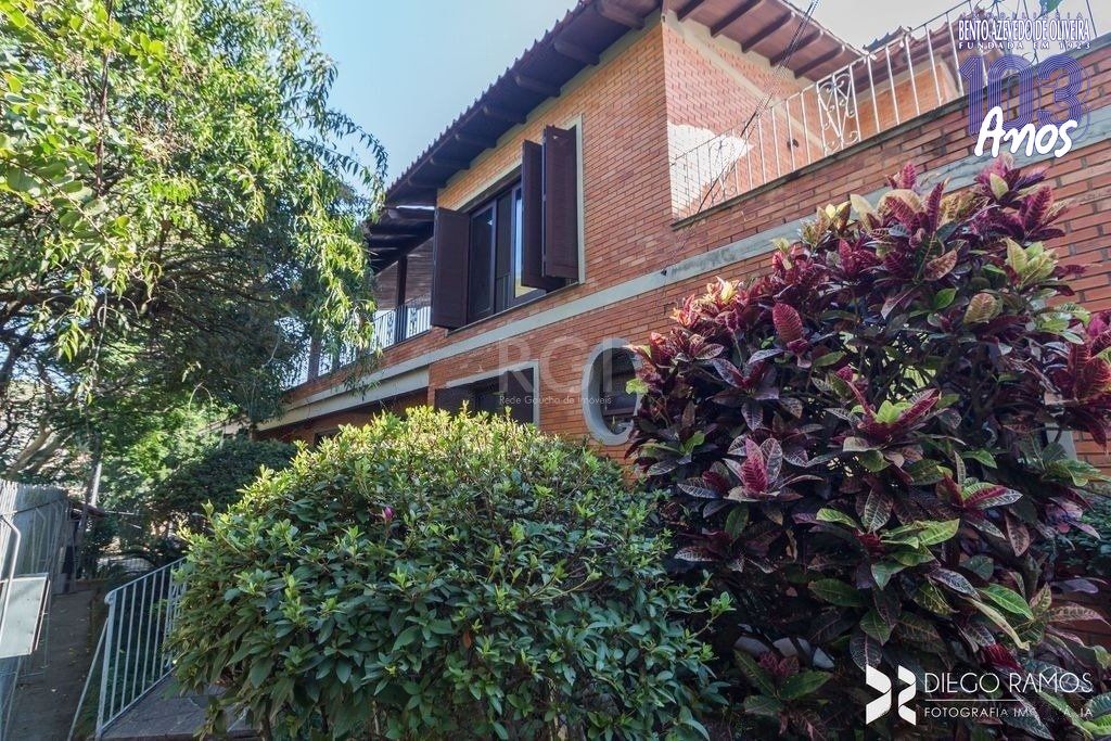 Casa, 4 quartos, 347 m² - Foto 1