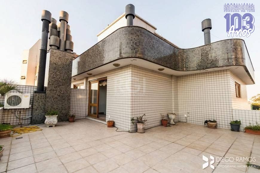 Cobertura, 3 quartos, 264 m² - Foto 2