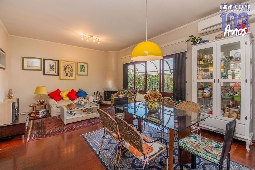 Casa, 4 quartos, 279 m² - Foto 2