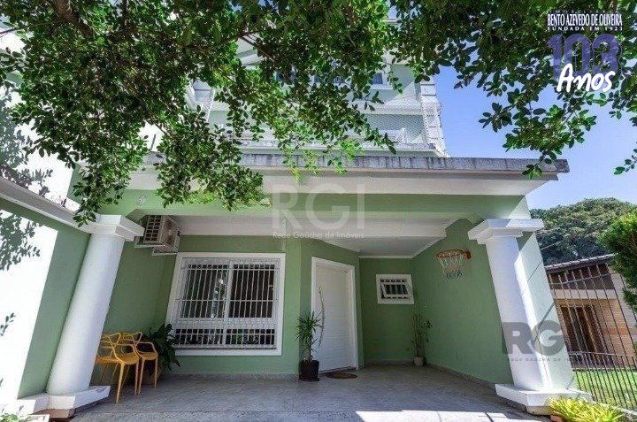 Casa, 3 quartos, 210 m² - Foto 1