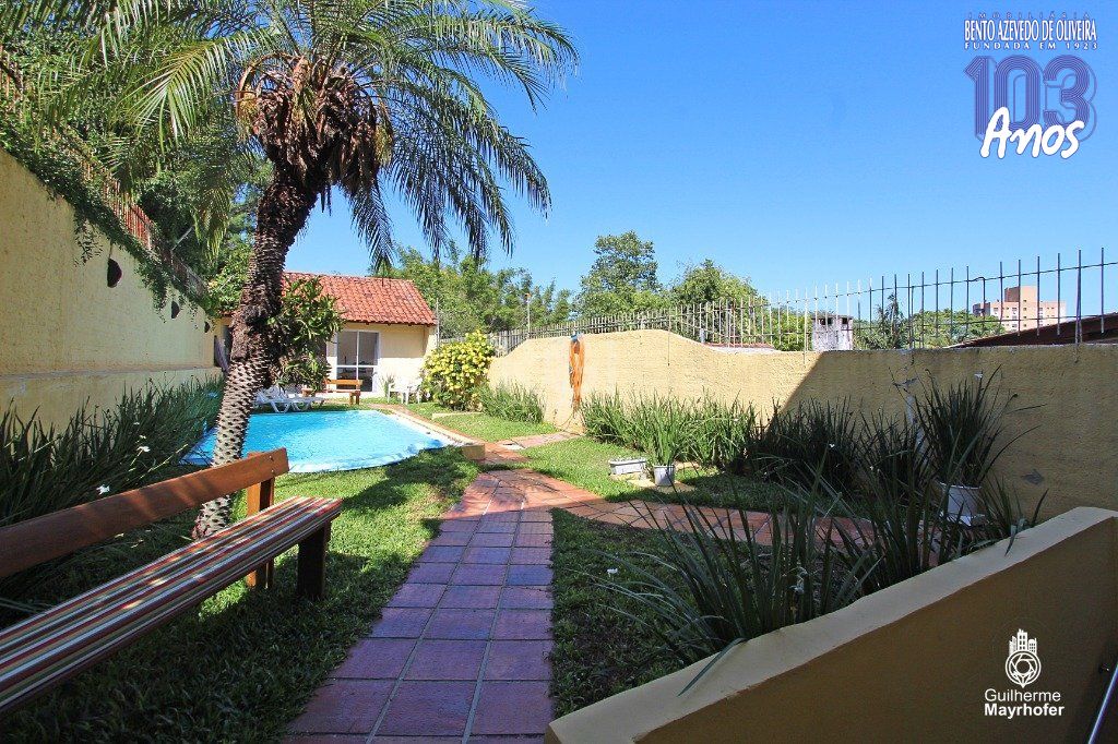 Casa, 5 quartos, 240 m² - Foto 2