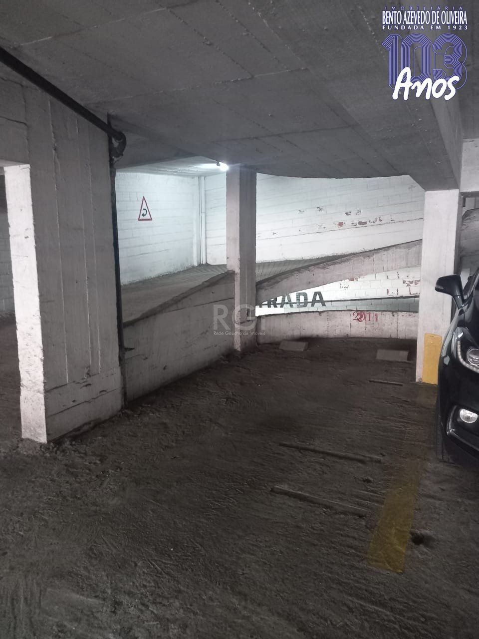 Box-Garagem, 33 m² - Foto 2