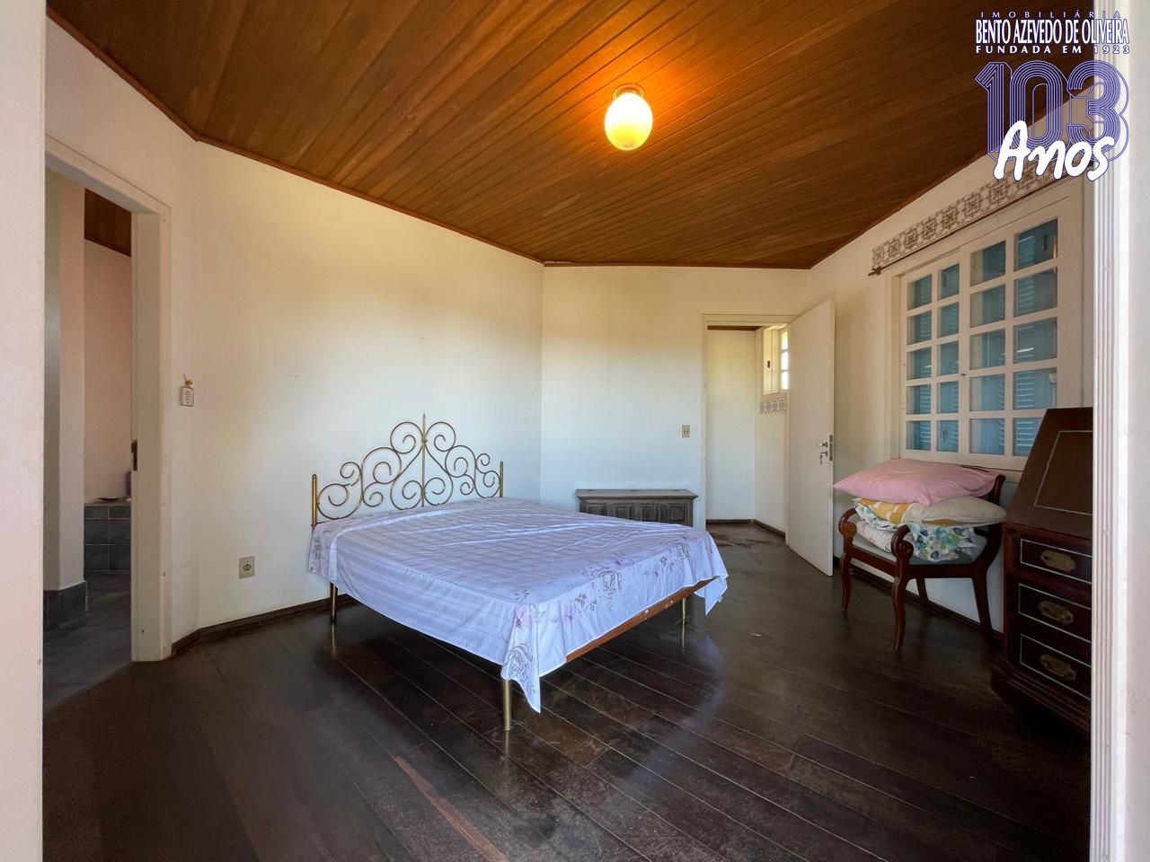 Casa, 4 quartos, 242 m² - Foto 9